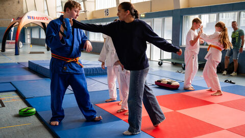 Raum für Vielfalt: „Vielfalt erleben!“ mit dem Projekt "Judo für Alle" (Judo-Club Limburg 1952 e.V.) Raum für Vielfalt: „Vielfalt erleben!“ mit dem Projekt "Judo für Alle" (Judo-Club Limburg 1952 e.V.)